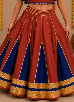 Red silk blend embroidered  zari work kids lehenga choli 4