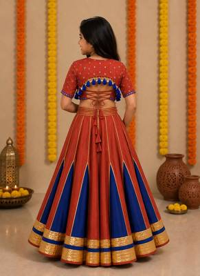 Red silk blend embroidered  zari work kids lehenga choli 5