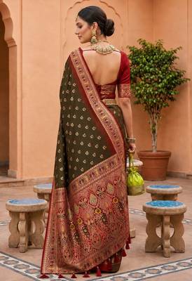 dark mahendi color soft silk blend fabric woven designer ethnic partywear saree 2