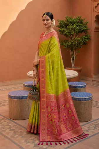 perrot green color soft silk blend fabric woven designer ethnic partywear saree