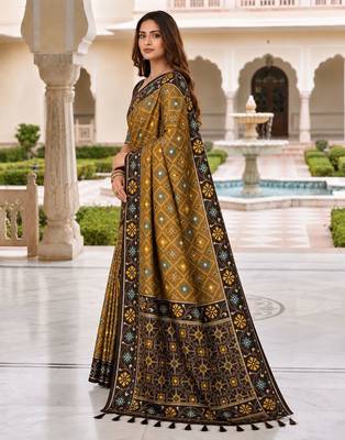 brown color smart and rich woven meenakari jacquard designer patola silk blend saree 4