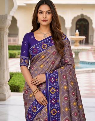 violet color smart and rich woven meenakari jacquard designer patola silk blend saree 3