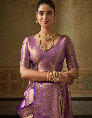 lavender color beautiful woven designer partywear saree 4