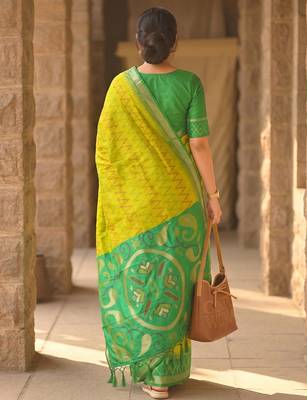 yellow color soft silk blend smart designer sophisticated rich looks saree 2