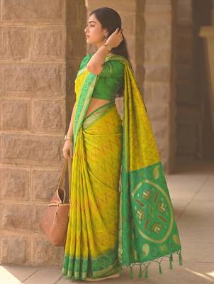 yellow color soft silk blend smart designer sophisticated rich looks saree 3