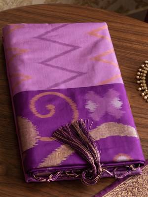lavender color soft silk blend smart designer sophisticated rich looks saree 4