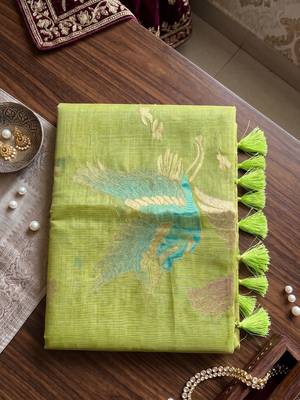 Green color smart  cotton blend fancy woven designer saree 4