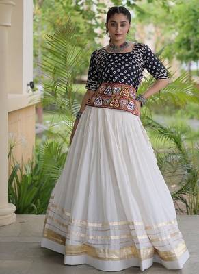 Navratri Cora Cotton Bandhej Lehenga Choli with Gamthi Embroidery Gota Patti & Lace Work - free size 1