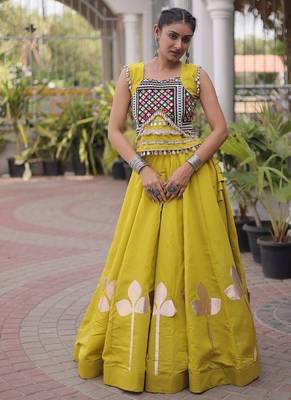 Navratri Roman Silk Lehenga Choli with Pan Patti Gota & Mirror Lace Work - free size 3