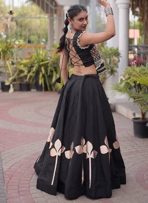 Navratri Roman Silk Lehenga Choli with Pan Patti Gota & Mirror Lace Work - free size 3