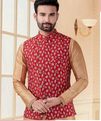Maroon jacquard zari computer embroidered jacket kurta pajama set with fancy buttons 2