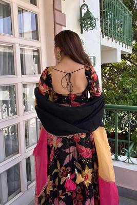 Black natural silk party wear embroidery anarkali suit set 3