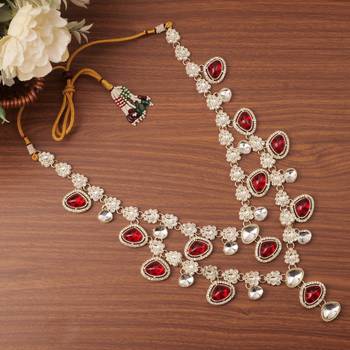 Maroon kundan necklace for men – graceful traditional jewellery 1