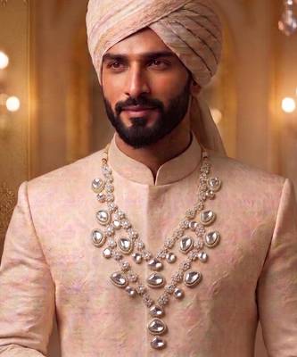 White kundan necklace for men – elegant wedding jewellery 1