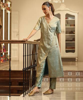 Green handloom tissue kurta set 2