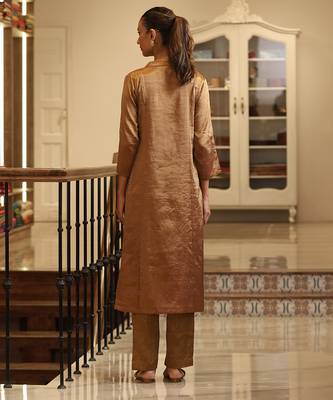 Golden chanderi silk tissue kurta set 3