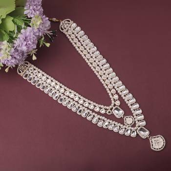 White kundan pearl groom necklace – classic wedding accessory 2