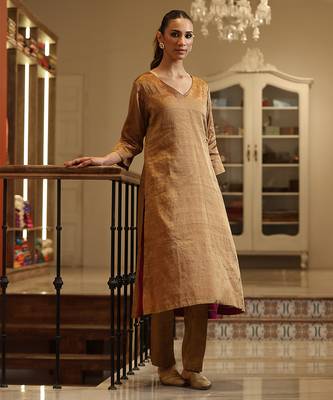 Golden handloom tissue kurta set 1