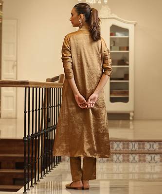 Golden brown handloom tissue jacket kurta set 3