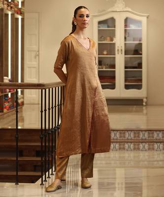 Golden handloom tissue angrakha kurta set 1