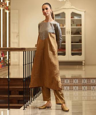 Gold and silver handloom tissue kurta set 2