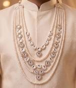 White kundan pearl necklace for men – timeless wedding accessory