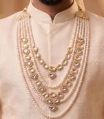 Gold kundan pearl necklace – graceful traditional groom jewellery
