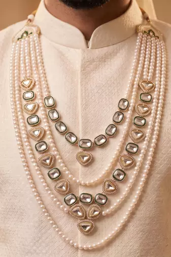 Green kundan pearl necklace for men – traditional wedding jewellery
