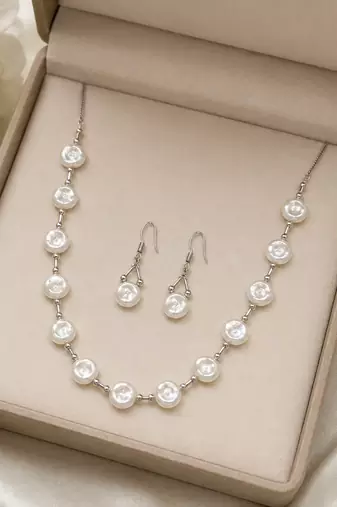 Pearl necklace & earrings jewellery set, white silver-tone coin pearl design, drop earrings, chain necklace, 2-piece set