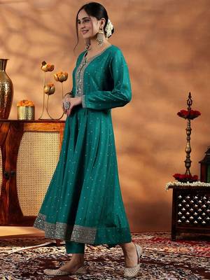 Sea Green Silk Blend Sequin Embroidered Anarkali Kurta With Trousers & Dupatta 3