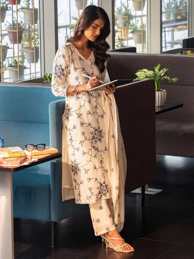 Off White Cotton Floral Embroidered Regular Kurta with Trousers & With Dupatta