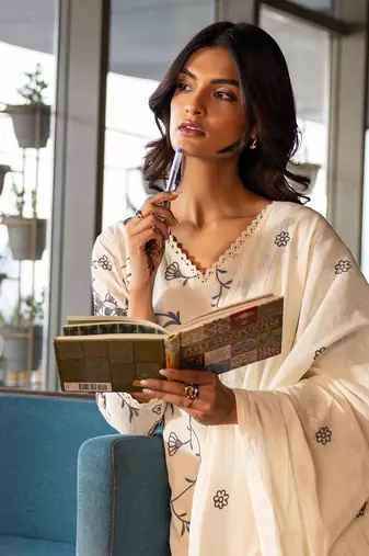Off White Cotton Floral Embroidered Regular Kurta with Trousers & With Dupatta