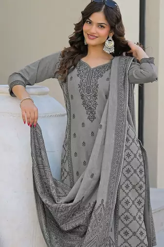 Grey Cotton Ethnic Motifs Embroidered Regular Thread Work Kurta with Trousers & With Dupatta