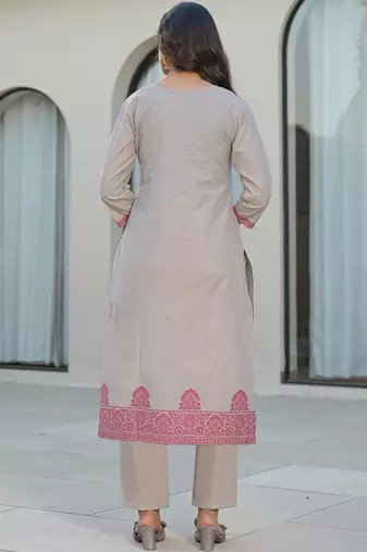 Beige Cotton Ethnic Motifs Embroidered Regular Thread Work Kurta with Trousers & With Dupatta