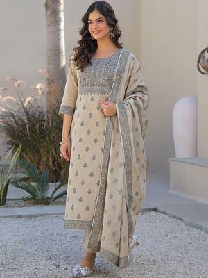 Cream Cotton Ethnic Motifs Embroidered Regular Thread Work Kurta with Trousers & With Dupatta 5
