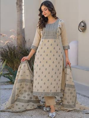 Cream Cotton Ethnic Motifs Embroidered Regular Thread Work Kurta with Trousers & With Dupatta 6