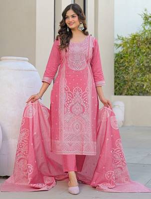 Baby Pink Cotton Ethnic Motifs Embroidered Regular Thread Work Kurta with Trousers & With Dupatta 6