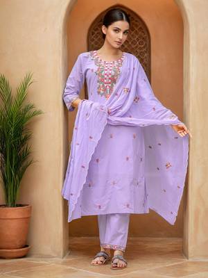 Lavender Cotton Blend Ethnic Motifs Embroidered Thread Work Kurta with Trousers & Dupatta 1