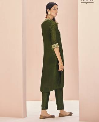 Olive hand work straight kurta set 4