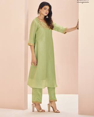 Light green hand work kurta set 1