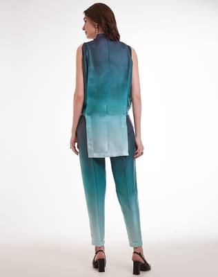 Blue gradient sleeveless pants set 4