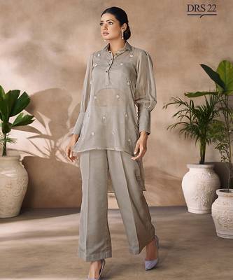 Green hand-embroidered organza co-ord set 2