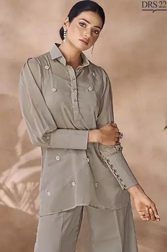 Green hand-embroidered organza co-ord set