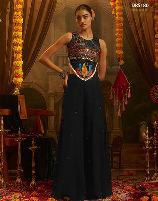 Black georgette palazzo set with thread, mirror & shell detailing 1