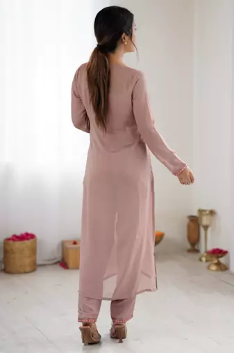 Dusty rose floral embroidered v-neck kurta pant set