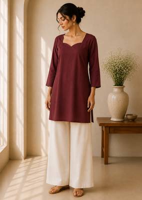 Maroon cotton plain casual kurta set for women 1