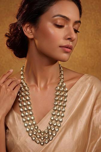 Green kundan necklace for women – traditional wedding jewellery