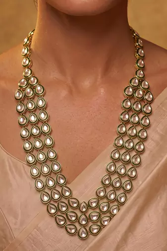Green kundan necklace for women – traditional wedding jewellery