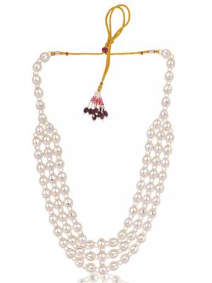 White kundan necklace for women – graceful ethnic accessory 2