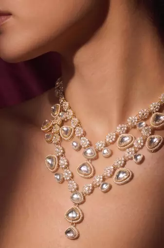White kundan necklace for women – timeless festival jewellery